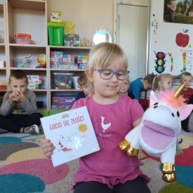 MIĘDZYNARODOWY PROJEKT EDUKACYJNY KOLOROWE UCZUCIA GUCIA