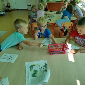 BAJKI - POMAGAJKI-OGÓLNOPOLSKI PROJEKT EDUKACYJNY
