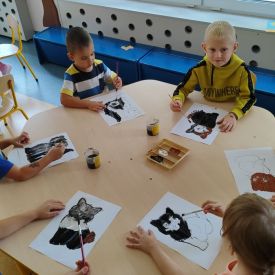 BAJKI - POMAGAJKI-OGÓLNOPOLSKI PROJEKT EDUKACYJNY