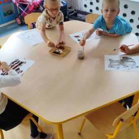 BAJKI - POMAGAJKI-OGÓLNOPOLSKI PROJEKT EDUKACYJNY