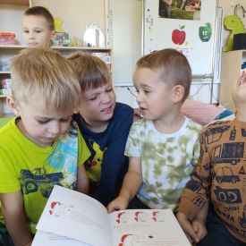MIĘDZYNARODOWY PROJEKT EDUKACYJNY KOLOROWE UCZUCIA GUCIA
