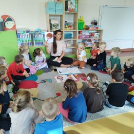 ZAJĘCIA Z NEUROLOGOPEDĄ Z PORADNI PSYCHOLOGICZNO-PEDAGOGICZNEJ 