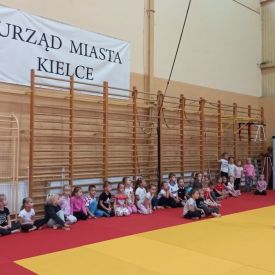 SPORTOWY DZIEŃ DLA PRZEDSZKOLAKA