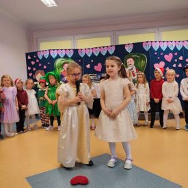 DZIEŃ BABCI I DZIADKA