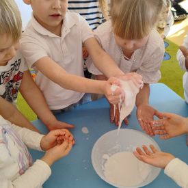  Biały Dzień w grupie Niezapominajki
