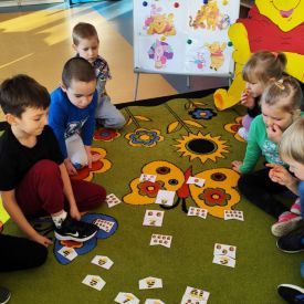Dzień Kubusia Puchatka- Niezapominajki 