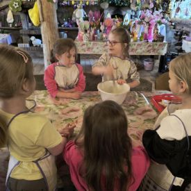 Wiśniowe Wzgórze i przygoda artystyczno-kulinarna w grupie Tulipany