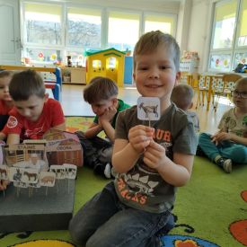 Na wiejskim podwórku – wiosna w pełni!