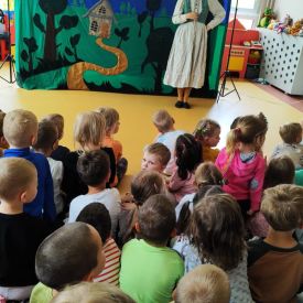 Magiczna podróż z Teatrem Skrzat – „Zaczarowane źródełko”