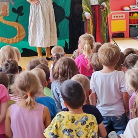 Magiczna podróż z Teatrem Skrzat – „Zaczarowane źródełko”