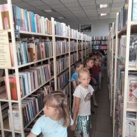WIZYTA W BIBLIOTECE- TULIPANY