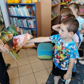 WIZYTA W BIBLIOTECE- TULIPANY