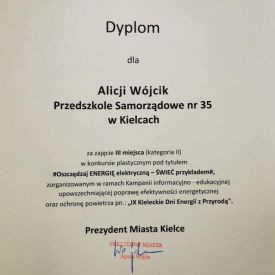 I i III miejsce oraz wyróżnienia specjalne w konkursie plastycznym  „Oszczędzaj energię elektryczną – świeć przykładem”
