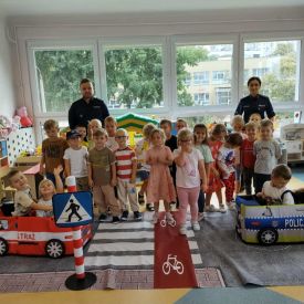  ​Bezpieczna droga do przedszkola z Policją!