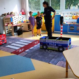  ​Bezpieczna droga do przedszkola z Policją!