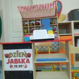 Dzień Jabłka 🍎w grupie „Różyczki” i „Niezapominajki”