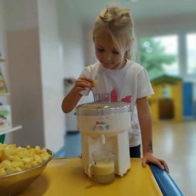 Dzień Jabłka 🍎w grupie „Różyczki” i „Niezapominajki”