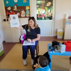 Poznajemy zawód pielęgniarki.