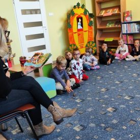 Różyczki w bibliotece