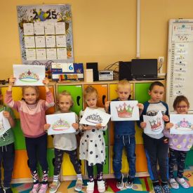 Święto Poczty – „Postcard to the Royal Family” 