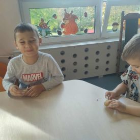 Zajęcia rozwijające kompetencje matematyczne oraz motorykę dużą i małą 