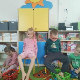 Zajęcia rozwijające kompetencje matematyczne oraz motorykę dużą i małą 