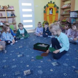 Wizyta Niezapominajek w Miejskiej Bibliotece