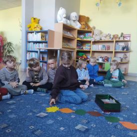 Wizyta Niezapominajek w Miejskiej Bibliotece