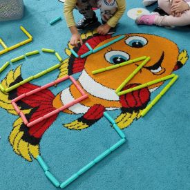 „Kodujemy z sercem! 💗 Różyczki  podczas Code Week!”