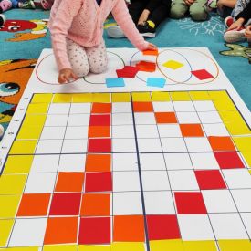 „Kodujemy z sercem! 💗 Różyczki  podczas Code Week!”