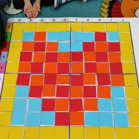 „Kodujemy z sercem! 💗 Różyczki  podczas Code Week!”