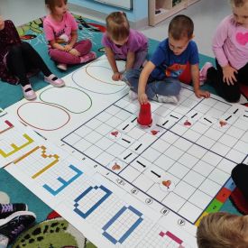 „Kodujemy z sercem! 💗 Różyczki  podczas Code Week!”