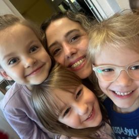 Nauka i zabawa z Rumi naszą wolontariuszką