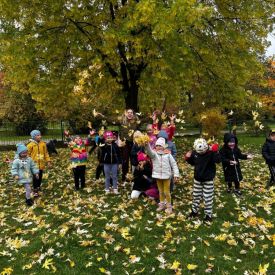 Nauka i zabawa z Rumi naszą wolontariuszką