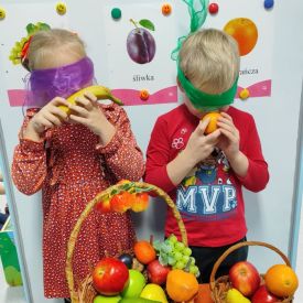 Innowacja pedagogiczna ,,Matematyczne Królestwo Zmysłów" - Różyczki