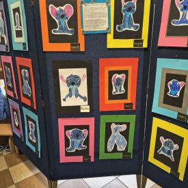 Kosmiczna lekcja w przedszkolnej szkole rysunku!