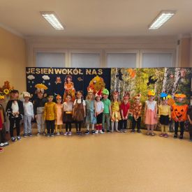 🍎 „Jesień wokół nas” – przedstawienie pełne kolorów i witamin!