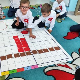 Jestem Polką i Polakiem – kodowanie na dywanie