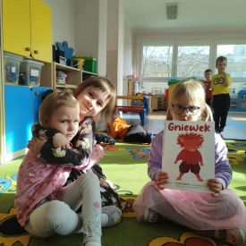 Projekt edukacyjny „Czuciaki w Krainie Emocji” – spotkanie z Gniewkiem 