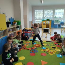 Kreatywna Matematyka w grupie Niezapominajki 