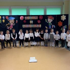 Pasowanie na Przedszkolaka grupa Stokrotki