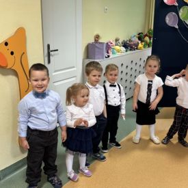 Pasowanie na Przedszkolaka grupa Stokrotki