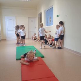 ,,W ZDROWYM CIELE- ZDROWY DUCH"