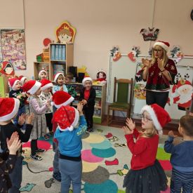 Elf Psotek odwiedza Fiołki