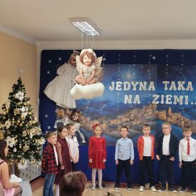 „Żeby szczęśliwym być… wystarczy być razem” Bratki