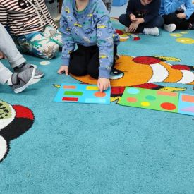 „W krainie figur geometrycznych” - Różyczki