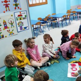 „W krainie figur geometrycznych” - Różyczki