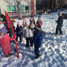 Zimowe zabawy Stokrotek