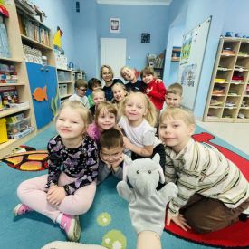 Podróż Różyczek przez poezję Jana Brzechwy