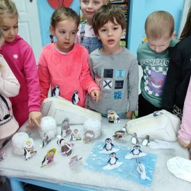 W krainie lodu i śniegu- Różyczki